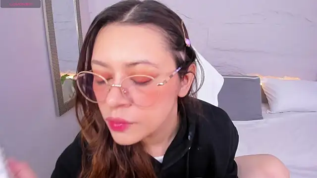 Snapshot of lanna_18_ chatting on 05.28.26 lanna 18 online show from 05.28.26