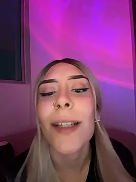 alesziarose  online show from 01.09.26