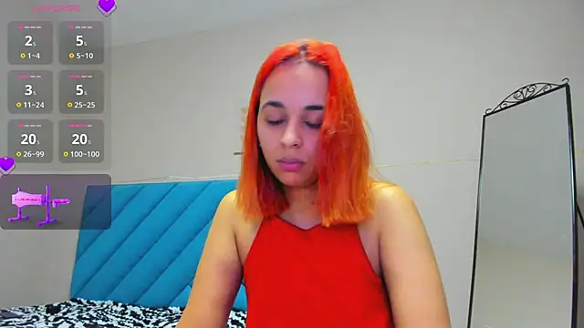 Snapshot of anna_taylor_ chatting on 02.10.26 anna taylor online show from 02.10.26