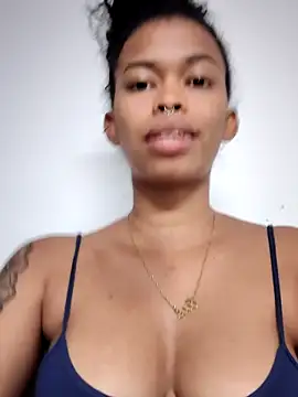 Snapshot of shenna_brunette chatting on 02.28.26 shenna brunette online show from 02.28.26