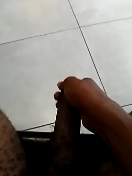 Snapshot of SkinnyDick26 chatting on 02.15.26 SkinnyDick26 online show from 02.15.26