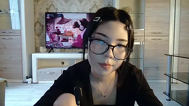 AprilOnilll online show from 02.16.26