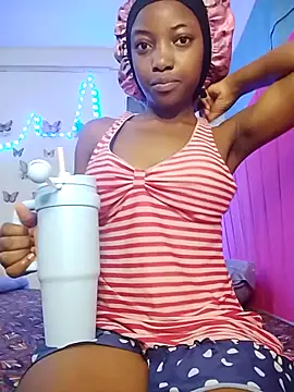 smily sophia online show from 04.14.26