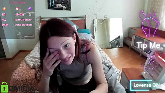 Snapshot of Lily_Viola chatting on 05.01.26 Lily Viola online show from 05.01.26