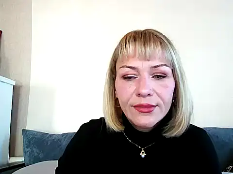 MissKryss online show from 02.14.26