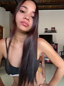 Snapshot of alice__cat chatting on 02.04.26 alice cat online show from 02.04.26