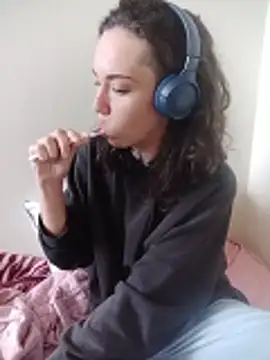 Dirty Pink online show from 02.06.26