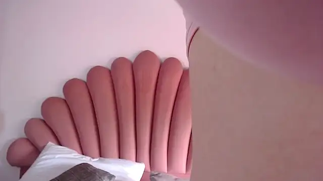 AnnaMitchells online show from 01.16.26