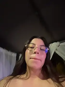 Snapshot of ShyDesireXXX chatting on 03.03.26 ShyDesireXXX online show from 03.03.26