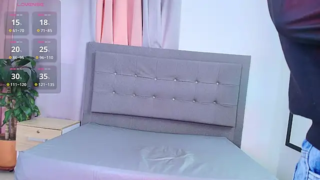 saray reesee online show from 02.19.26