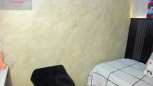 tanisha  lux online show from 02.07.26