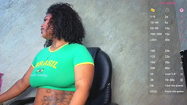 Snapshot of tanisha__lux chatting on 07.17.26 tanisha lux online show from 07.17.26