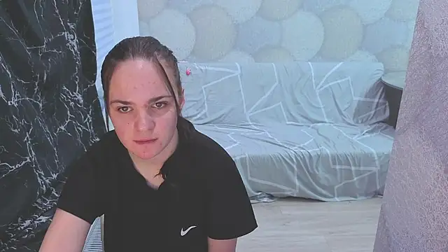 Snapshot of Mistress-Stella chatting on 01.11.26 Mistress-Stella online show from 01.11.26