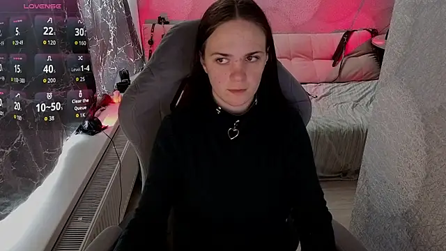 Snapshot of Mistress-Stella chatting on 05.22.26 Mistress-Stella online show from 05.22.26