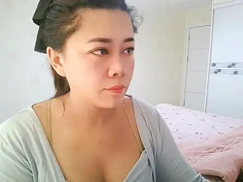 XQ-01 online show from 01.10.26