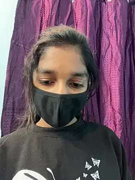 HotxAnamika online show from 02.07.26