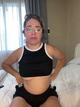 Snapshot of soyanahii chatting on 02.11.26 soyanahii online show from 02.11.26