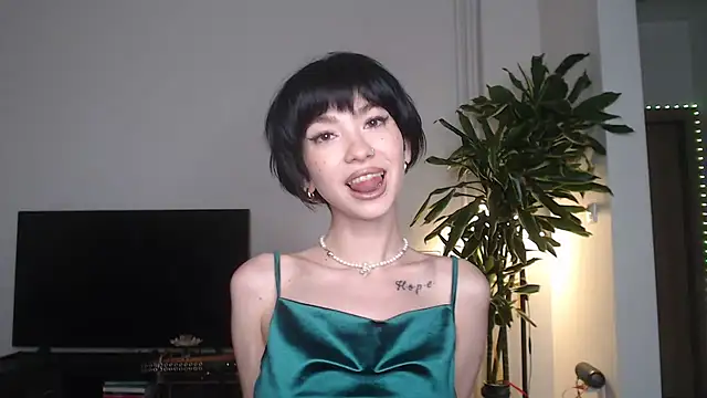 Snapshot of Marley_Queen chatting on 07.12.26 Marley Queen online show from 07.12.26