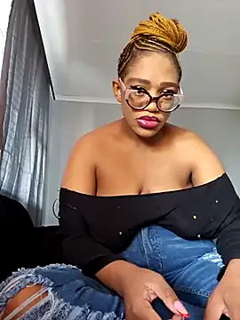 Sultrydiva1 online show from 01.16.26