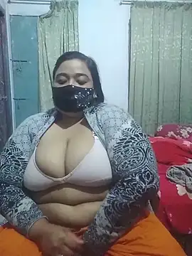 momo loves online show from 02.11.26