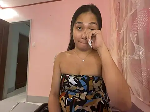 Mira Janee online show from 02.10.26