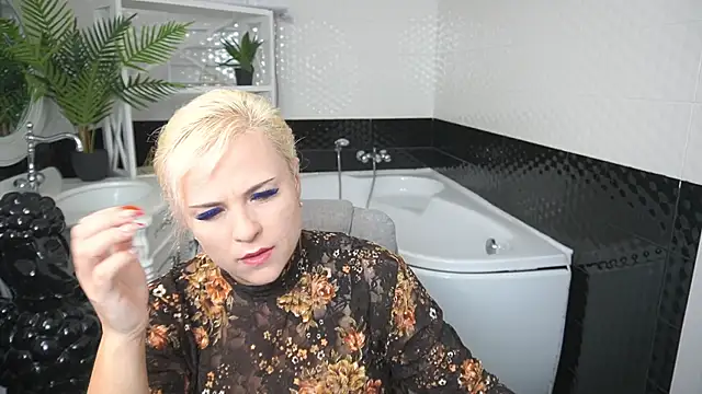 CrystalVibe online show from 04.11.26