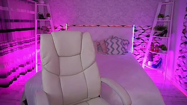 CrystalVibe online show from 06.20.26