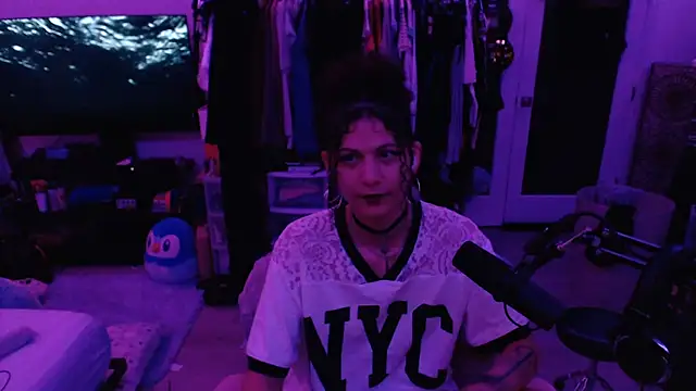 prickly priscilla online show from 05.19.26
