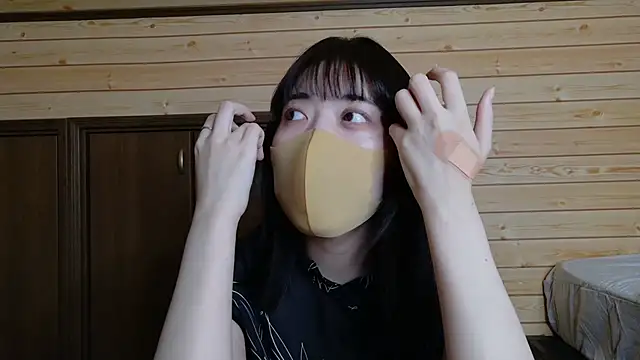 Snapshot of minami_room chatting on 07.06.26 minami room online show from 07.06.26