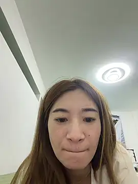 Snapshot of Xiaojuzi- chatting on 08.06.26 Xiaojuzi- online show from 08.06.26