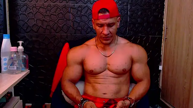 Snapshot of viktor_herrera chatting on 02.04.26 viktor herrera online show from 02.04.26