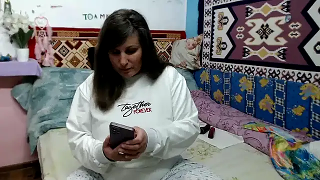 Adelinemilf online show from 04.10.26