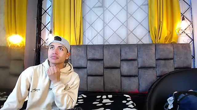 Maik Russo online show from 02.04.26