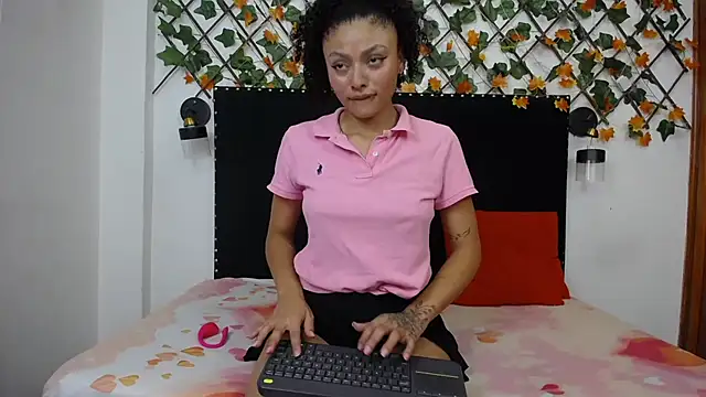 vsamanthaper1 online show from 04.09.26