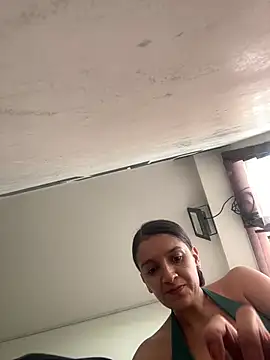 Violett hott  online show from 04.13.26