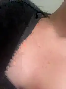 Violett hott  online show from 04.20.26