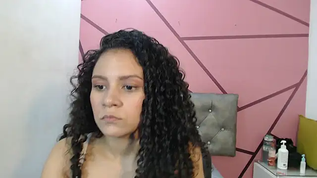 Little18Doll online show from 04.12.26