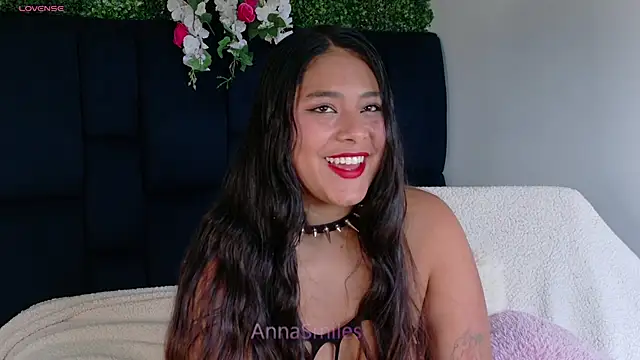 AnnaSmiles online show from 07.13.26
