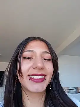 Katteyes   online show from 02.21.26