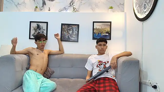 AVENGER BOYS2026 online show from 02.03.26