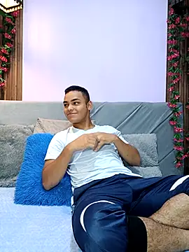 studentdeivy  online show from 01.13.26