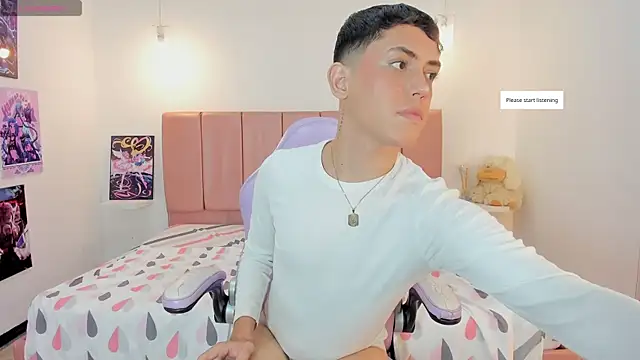 Iamcami  online show from 04.15.26