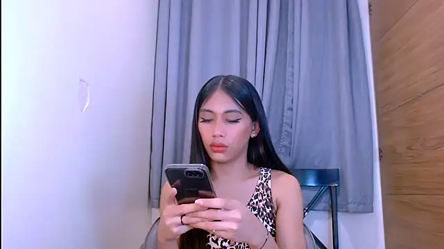 Snapshot of bigmeatcock_luna chatting on 01.17.26 bigmeatcock luna online show from 01.17.26