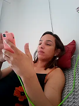 ofjuliaa online show from 02.14.26