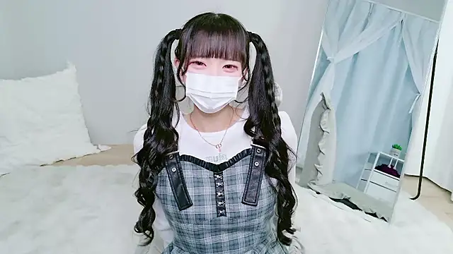 Snapshot of Nonn_chan chatting on 02.10.26 Nonn chan online show from 02.10.26