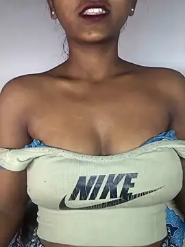 Snapshot of Royal-girl78 chatting on 01.06.26 Royal-girl78 online show from 01.06.26