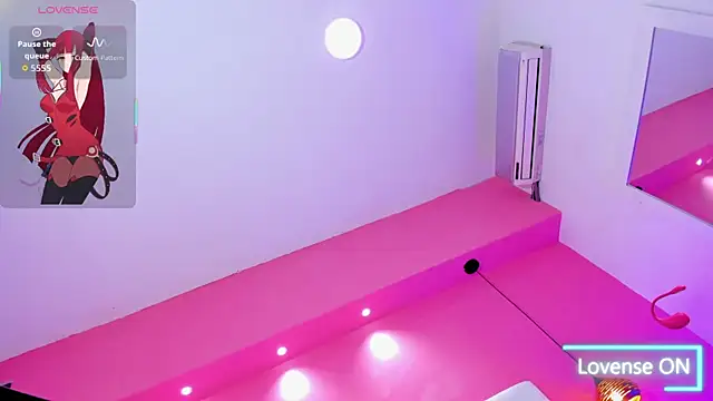 mia collinsss online show from 01.07.26