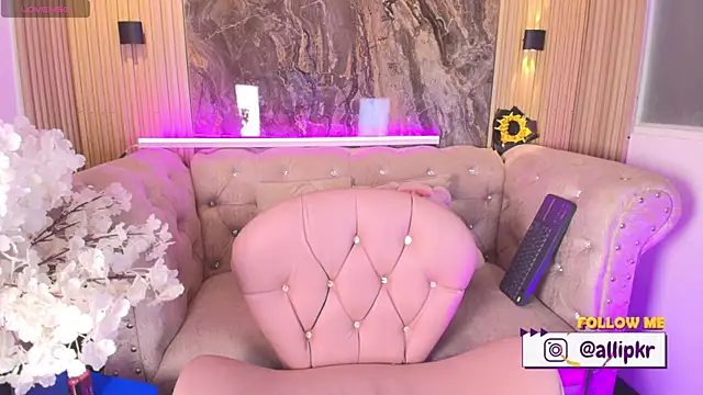 Allison Parker1  online show from 04.09.26