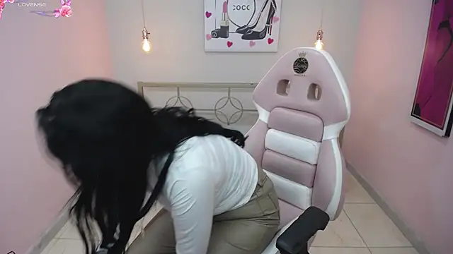 Adri gomez x online show from 04.10.26