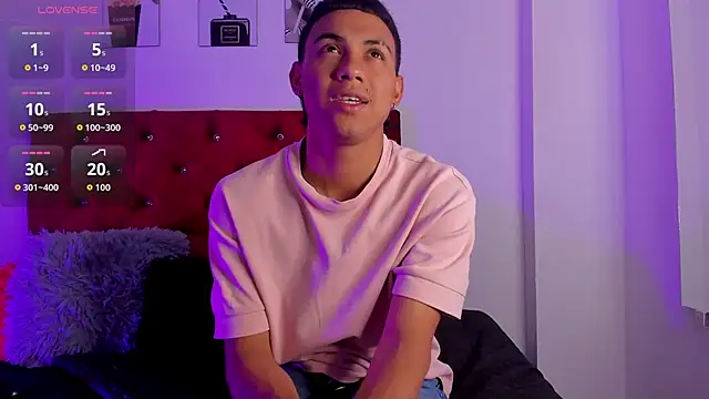 Liamsubtle01 online show from 01.17.26